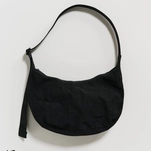BAGGU Medium Nylon Crescent Bag